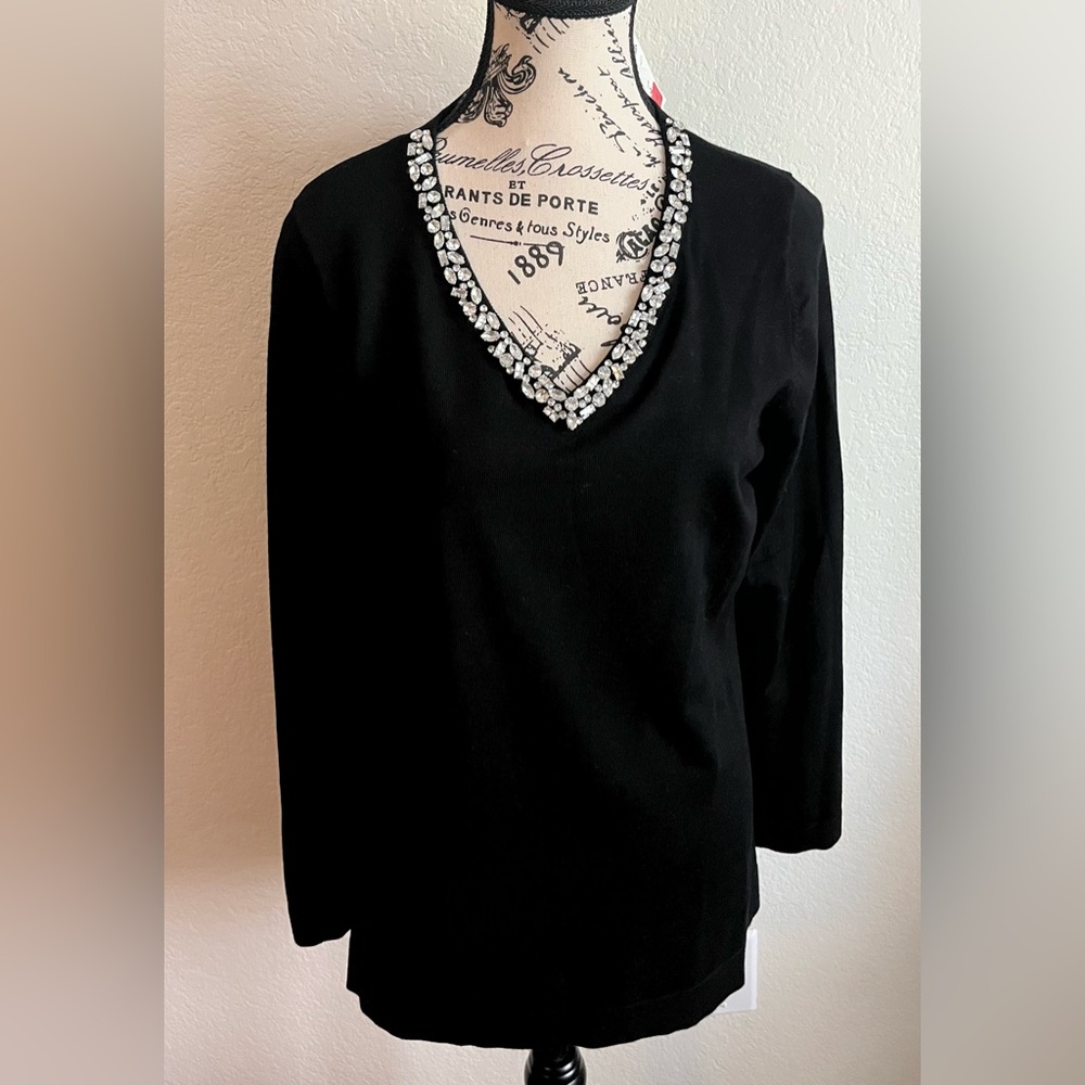 NWT Adrianna Papell Embellished V-Neck Black Tunic Sweater Size M